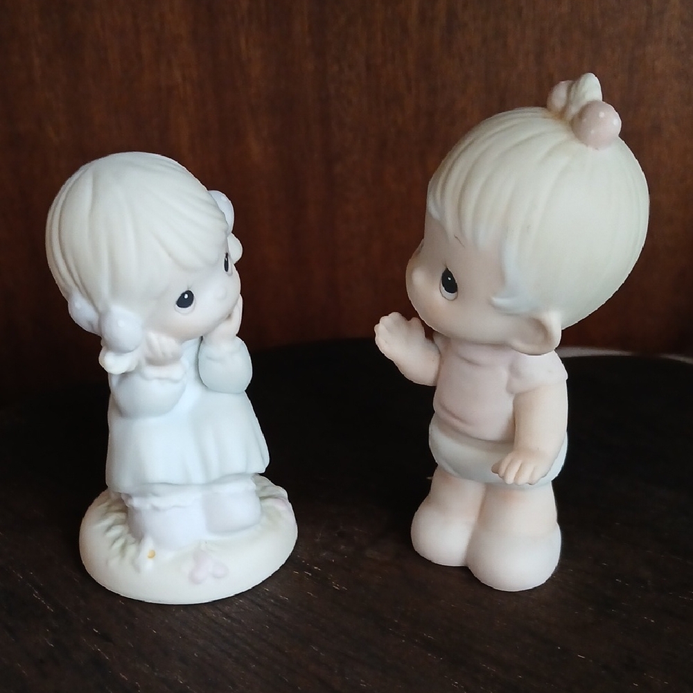Precious Moments Cream/White Porcelain Pair Figurines